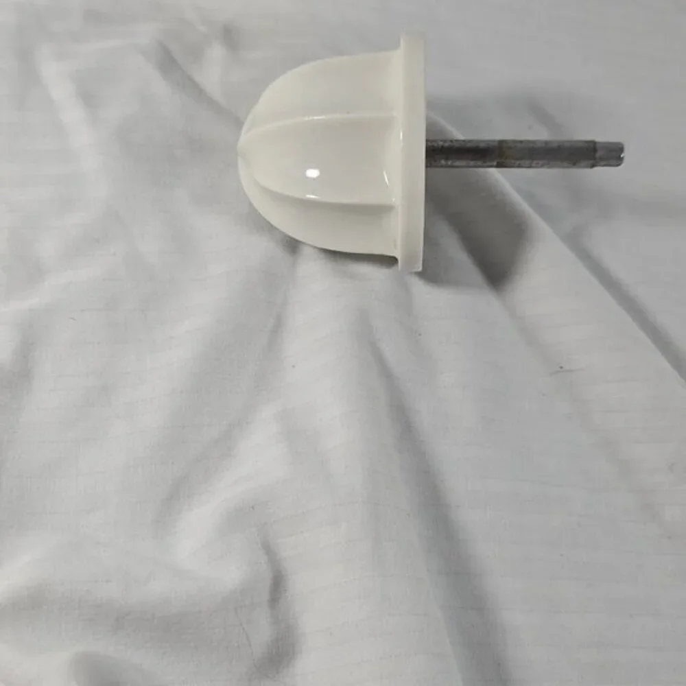 Sunbeam Mixmaster Juicer Reamer‎ Attachment White Milk Glass Vintage Good